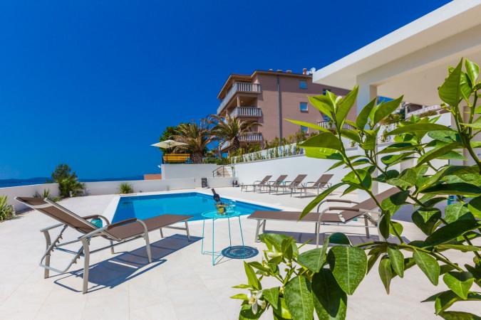 Excellent location, Villa Ria Deluxe apartments with pool, Sveti Petar, Dalmatia Sveti Petar na Moru